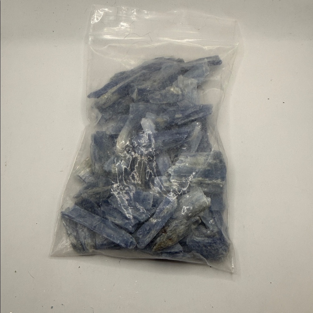 Blue Kyanite Chip Stones - Raw Natural Crystals - Picture 4 of 4